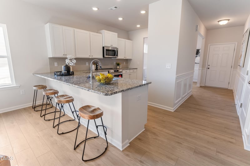 340 Ambassador Dr, Clayton, NC 27520