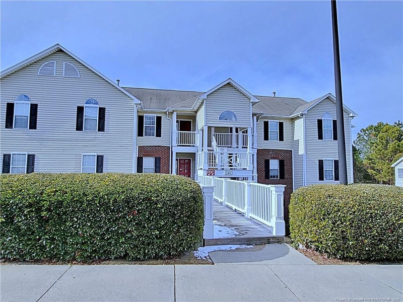 340 Bubble Creek Ct #3, Fayetteville, NC 28311