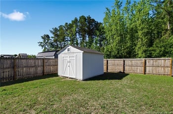 340 Gadson Dr, Hope Mills, NC 28348