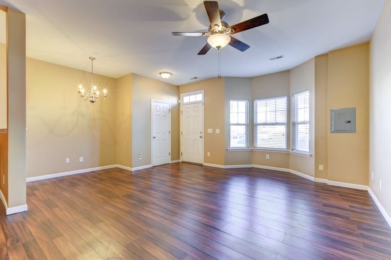 340 Gilman Ln #101, Raleigh, NC 27610