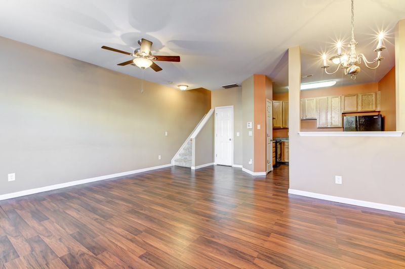 340 Gilman Ln #101, Raleigh, NC 27610