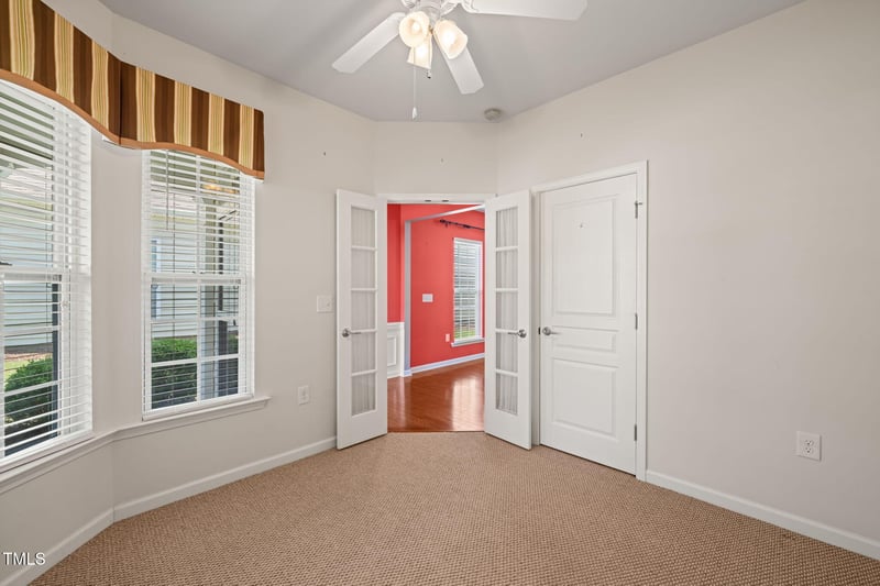 340 Orbison Dr, Cary, NC 27519