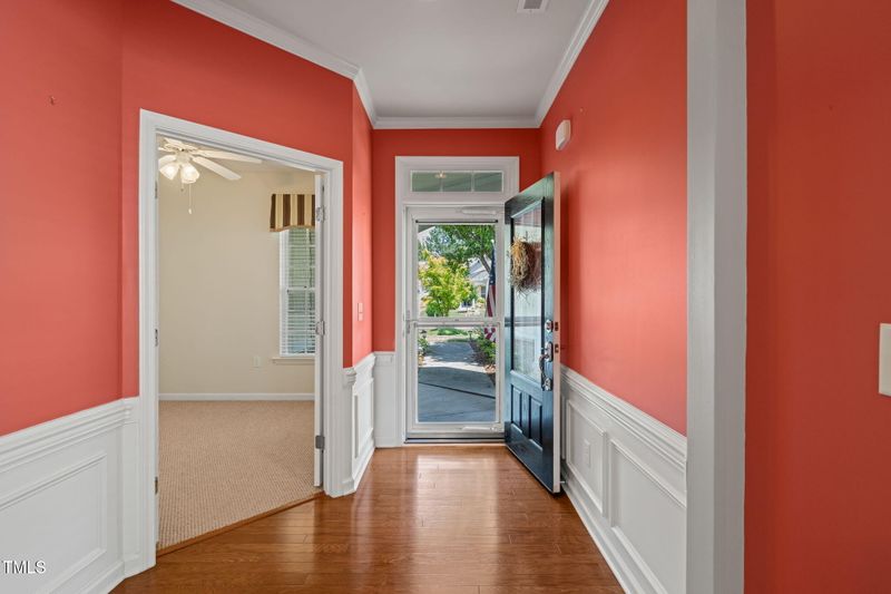 340 Orbison Dr, Cary, NC 27519