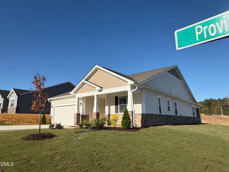 340 Providence Creek Dr, Fuquay Varina, NC 27526