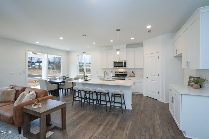340 Providence Creek Dr, Fuquay Varina, NC 27526