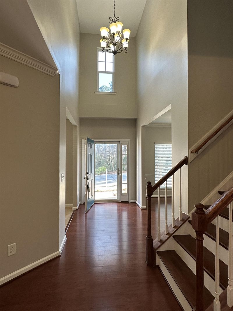 340 Windrush Ln, Durham, NC 27703