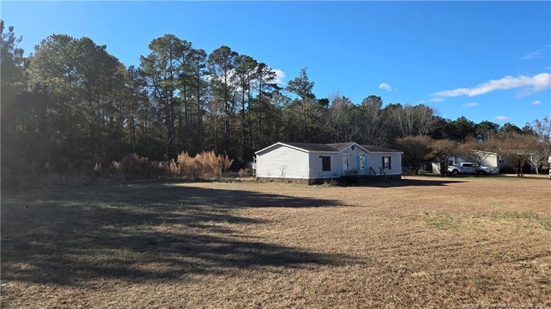 3400 Dandelion Ln, Fayetteville, NC 28306