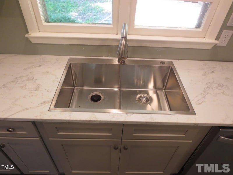 3401 Ingram Dr, Raleigh, NC 27604