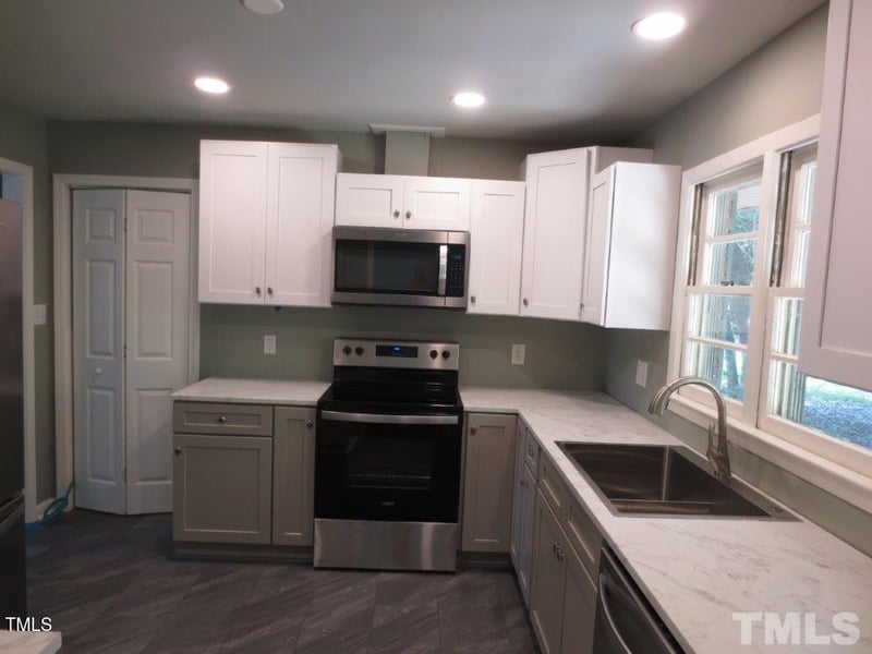 3401 Ingram Dr, Raleigh, NC 27604