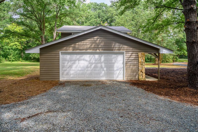 3401 Nc 87, Pittsboro, NC 27312
