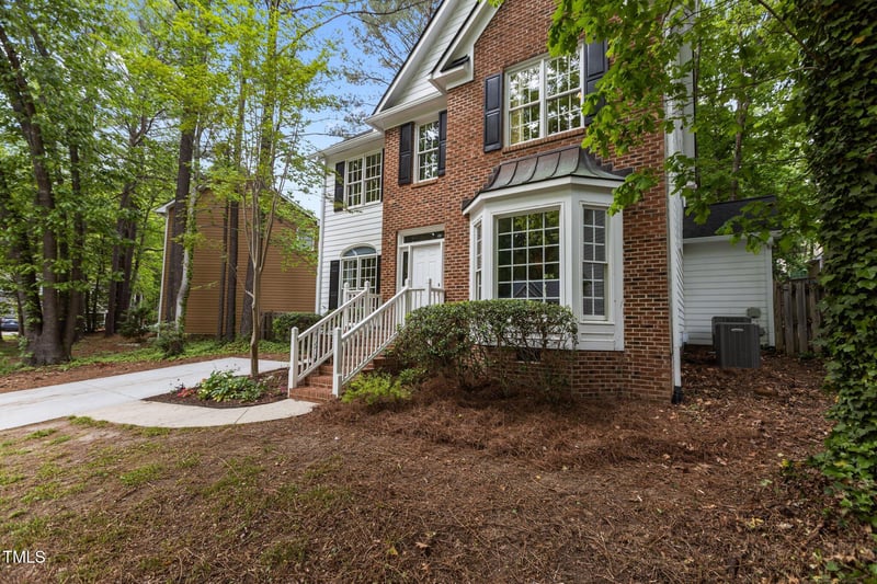 3401 Scotch Dr, Raleigh, NC 27616