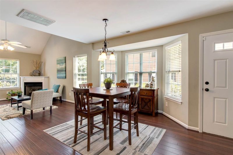 3402 Bartlett Cir, Hillsborough, NC 27278