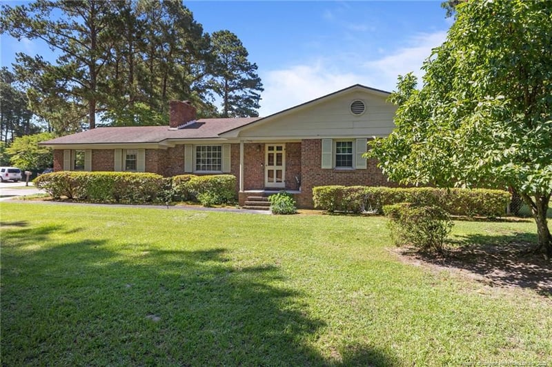 3402 Wipperwill Dr, Fayetteville, NC 28306