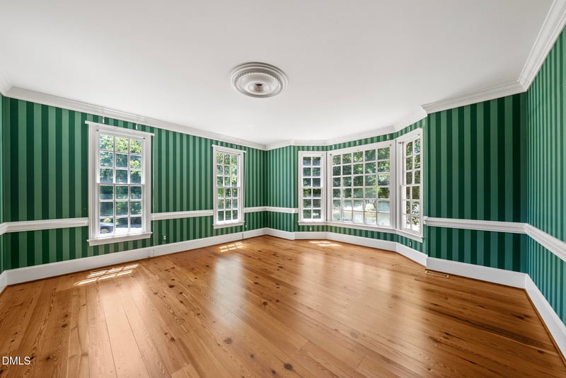 3403 Alamance Dr, Raleigh, NC 27609