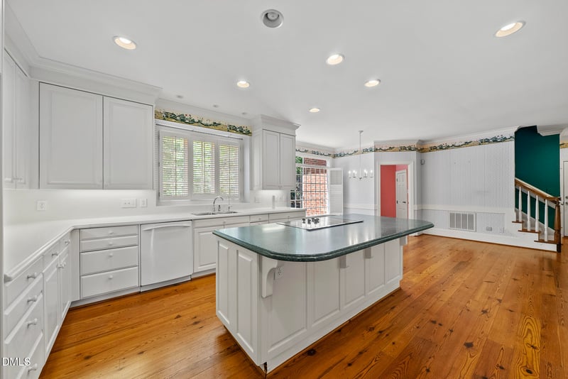 3403 Alamance Dr, Raleigh, NC 27609