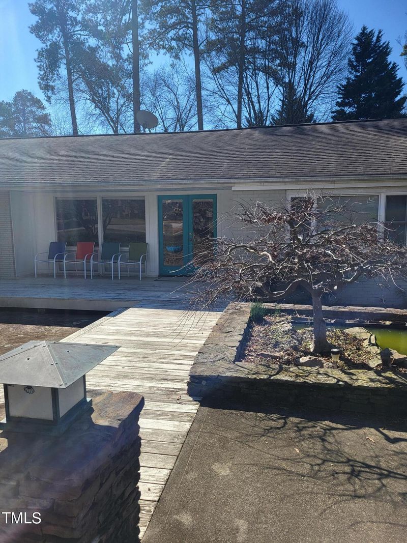 3403 Bradley Pl, Raleigh, NC 27607