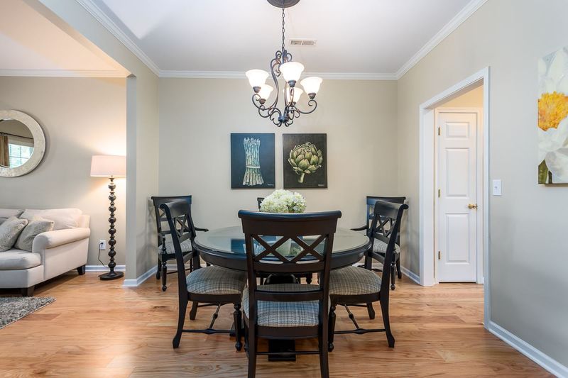 3404 Archdale Dr, Raleigh, NC 27614