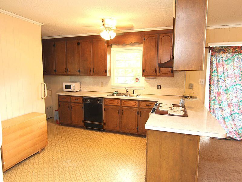 3404 Dogwood Dr, Raleigh, NC 27604