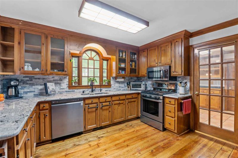 3404 First Pl, Raleigh, NC 27613