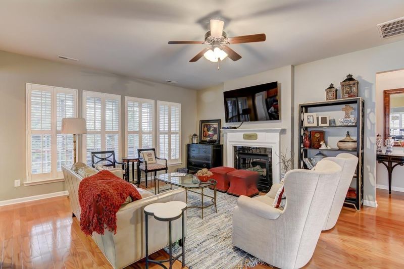3404 Great Bear Ln, Raleigh, NC 27614