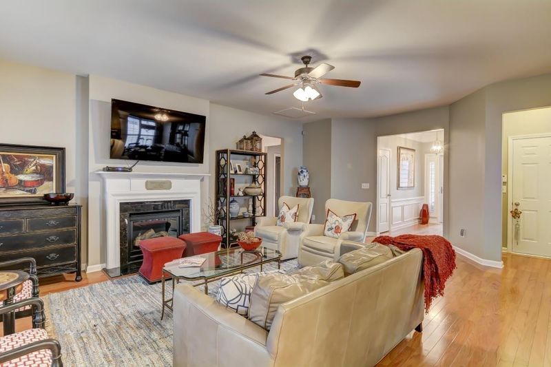 3404 Great Bear Ln, Raleigh, NC 27614