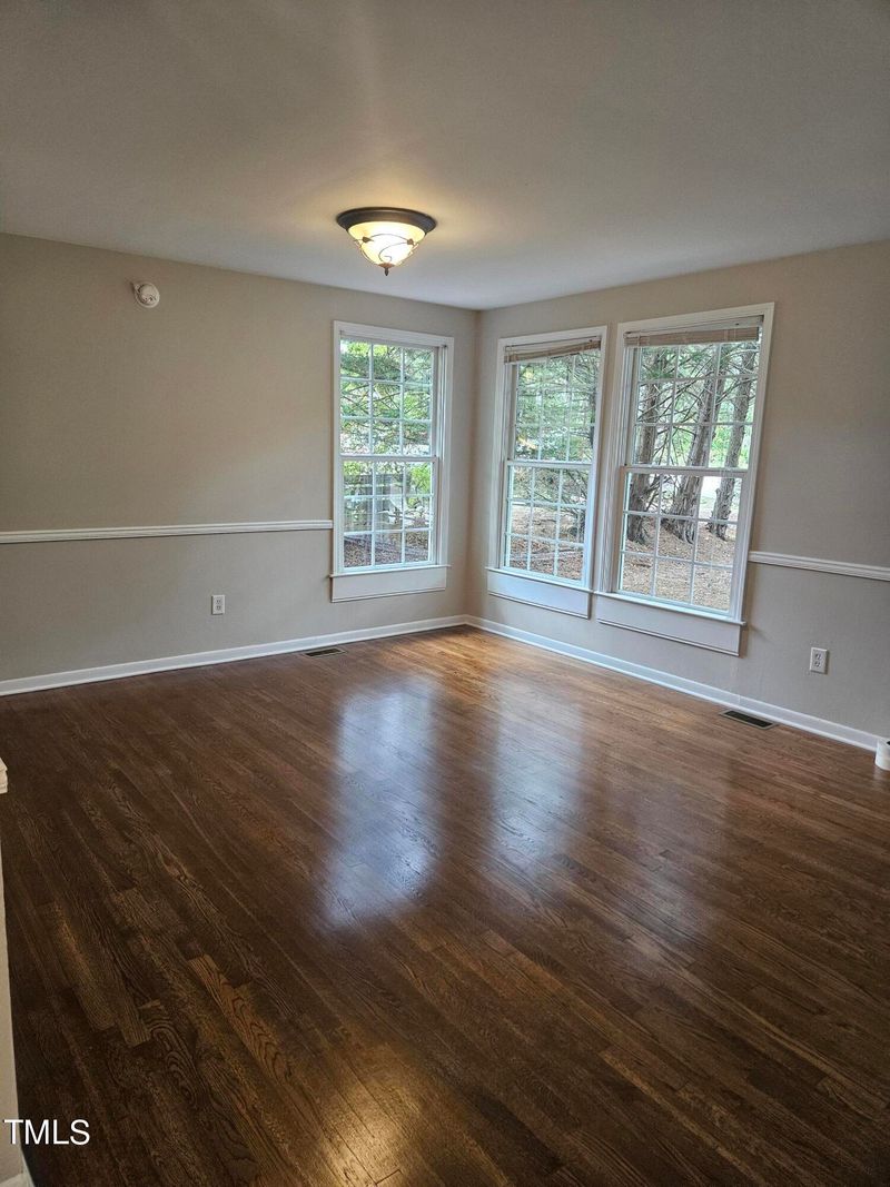 3404 Sioux Dr, Raleigh, NC 27609