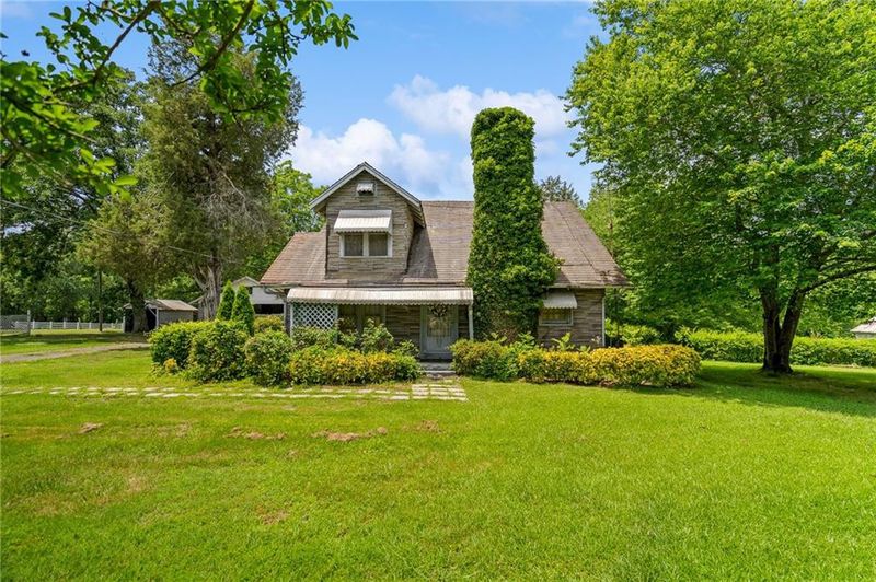 3405 E Maple Ave, Burlington, NC 27215