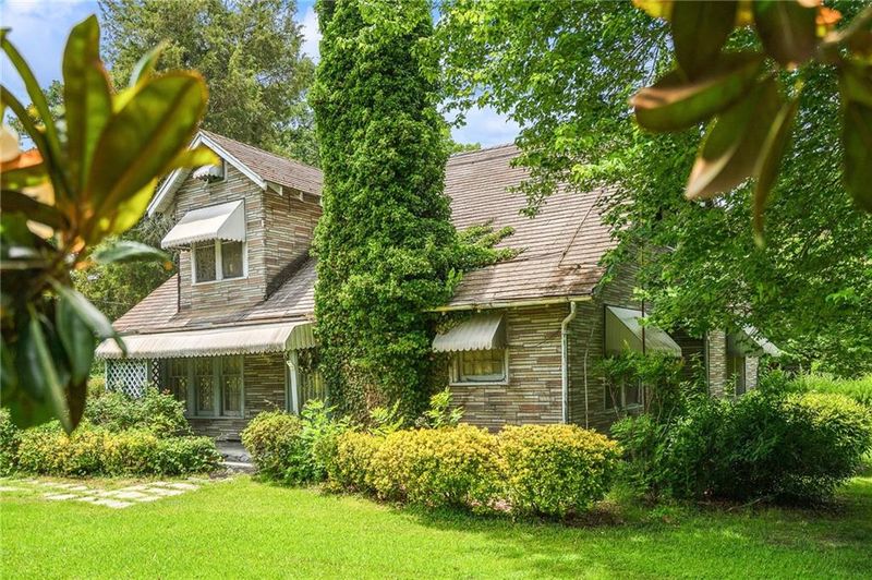 3405 E Maple Ave, Burlington, NC 27215