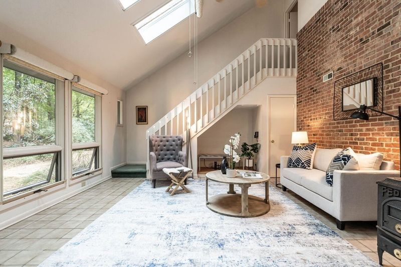 3405 Trenton Rd, Raleigh, NC 27607