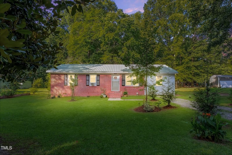 3406 Renee Dr, Sanford, NC 27332
