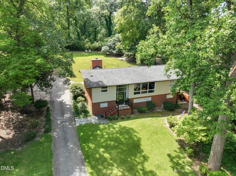 3407 Ocotea St, Raleigh, NC 27607