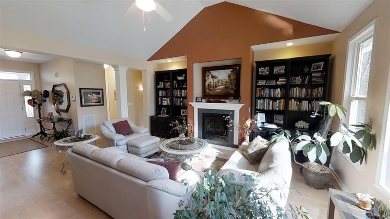 3407 Thomasview Dr E, Hillsborough, NC 27278