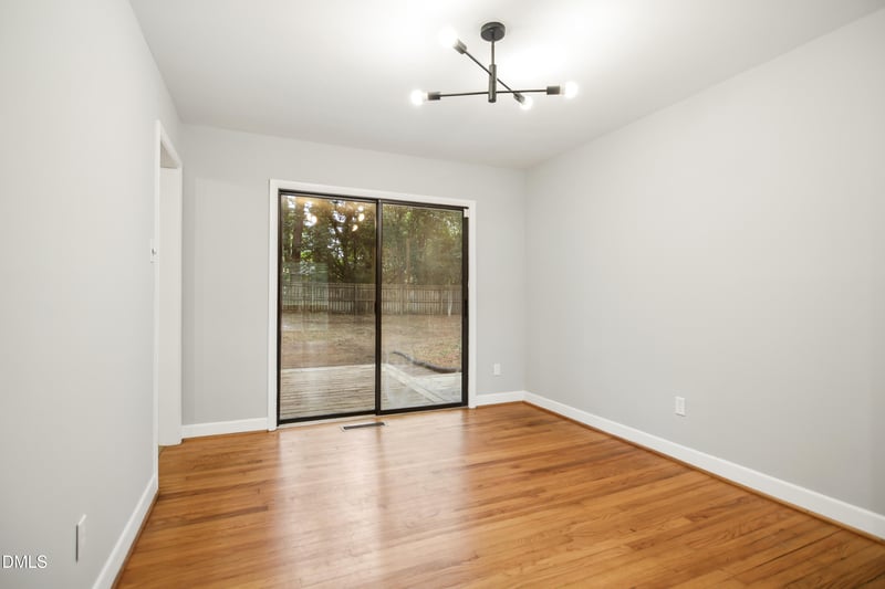 3408 Cherry Ln, Raleigh, NC 27607