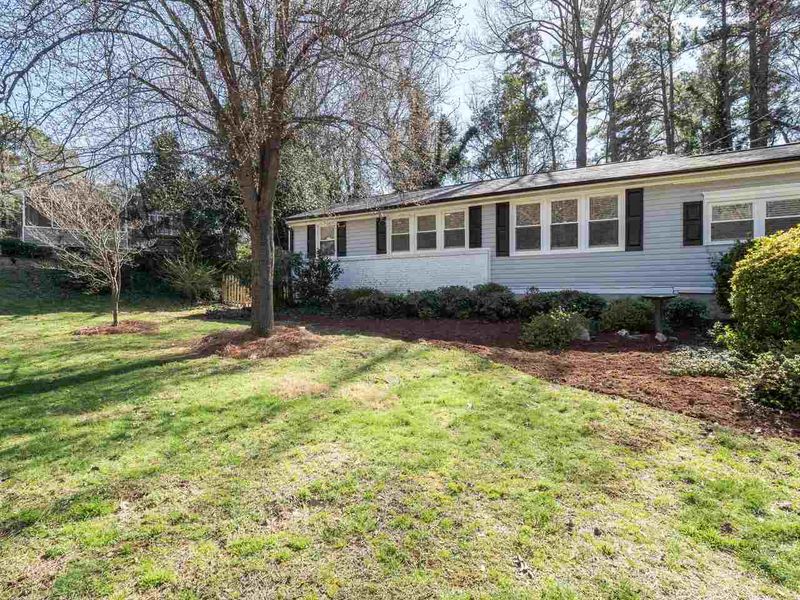 3408 Pinecrest Dr, Raleigh, NC 27609