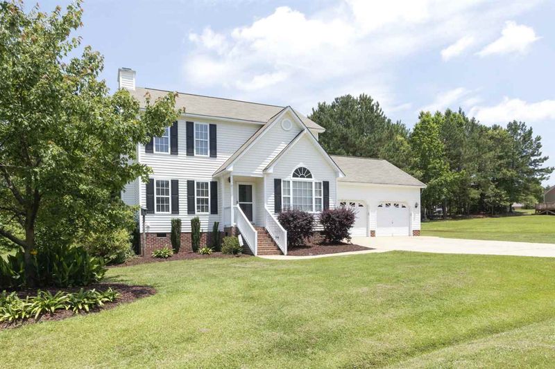 3409 Outcrop Ct, Clayton, NC 27520