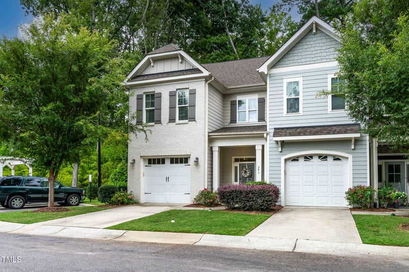 341 Ashton Ridge Ln, Cary, NC 27513
