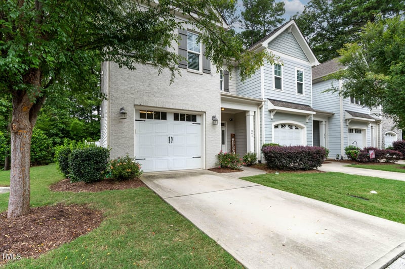 341 Ashton Ridge Ln, Cary, NC 27513