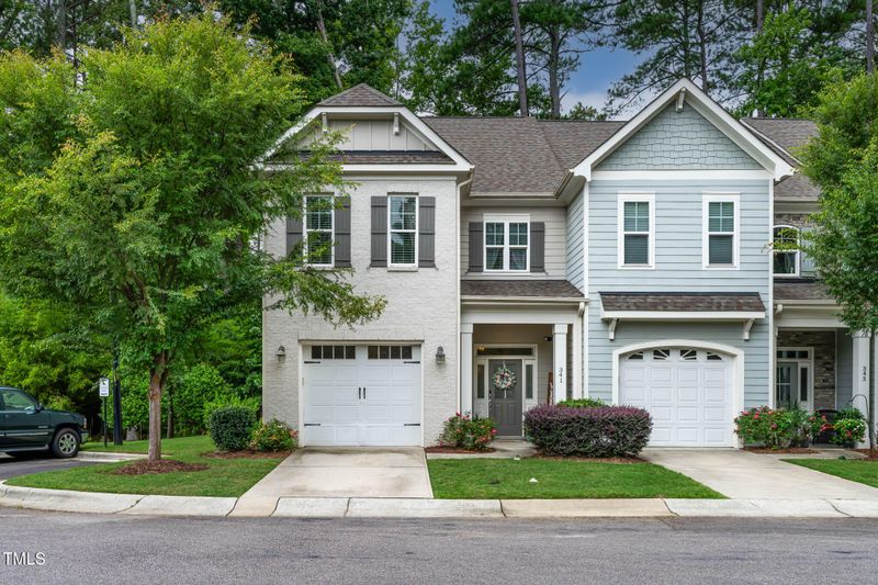 341 Ashton Ridge Ln, Cary, NC 27513
