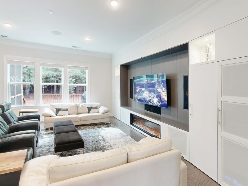 341 Baronet Bend Dr, Cary, NC 27513
