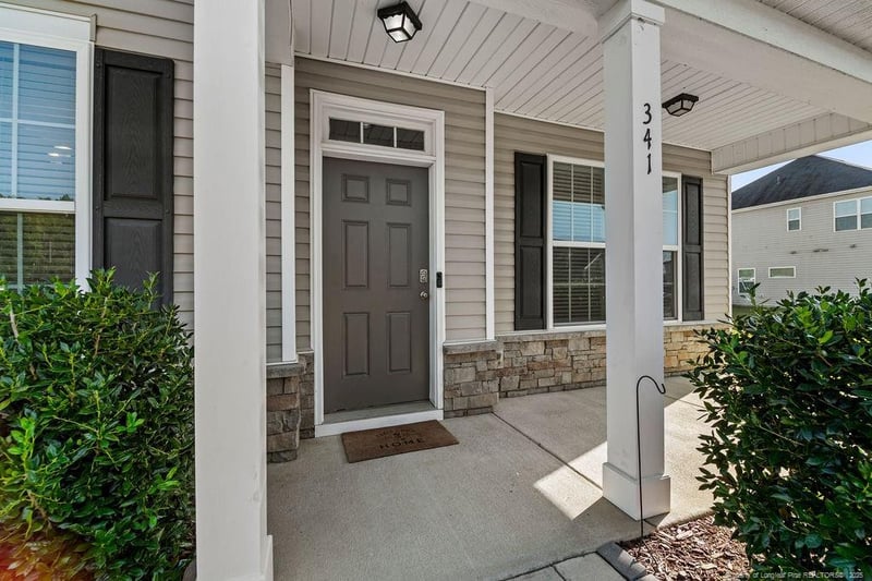 341 Gadson Dr, Hope Mills, NC 28348