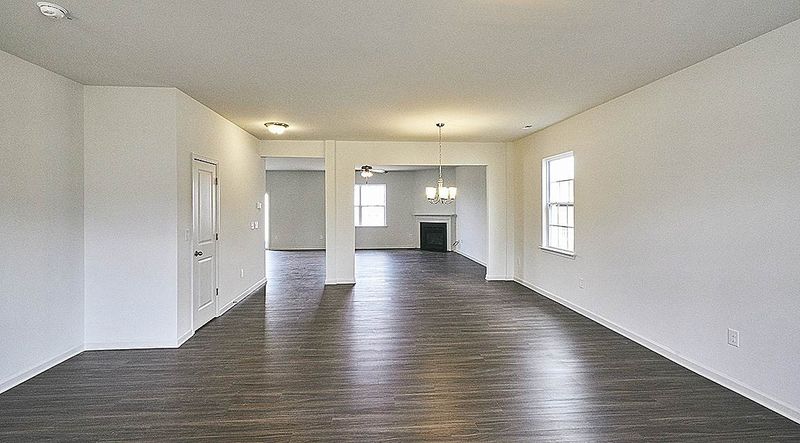 341 N Great White Way, Clayton, NC 27527