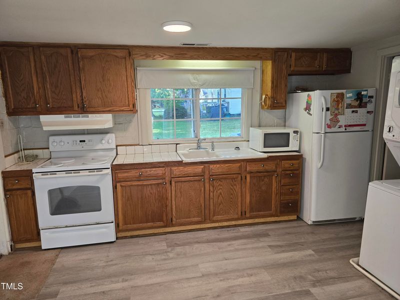 341 E Mcpherson Dr, Mebane, NC 27302