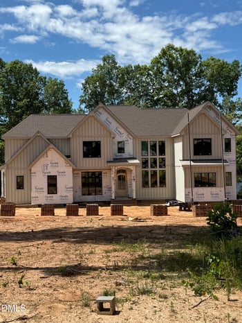 341 Mollie Meadow Dr, Zebulon, NC 27597