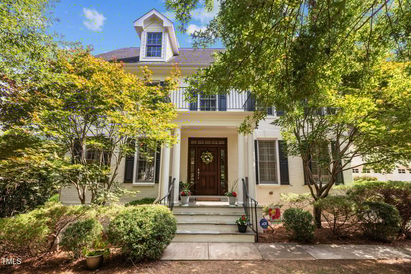 341 Oxfordshire Ln, Chapel Hill, NC 27517