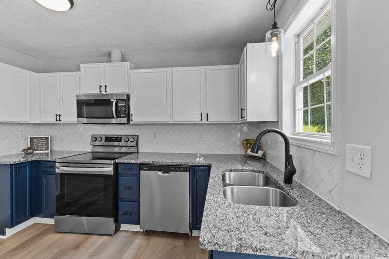 341 Woodsboro Pl, Benson, NC 27504