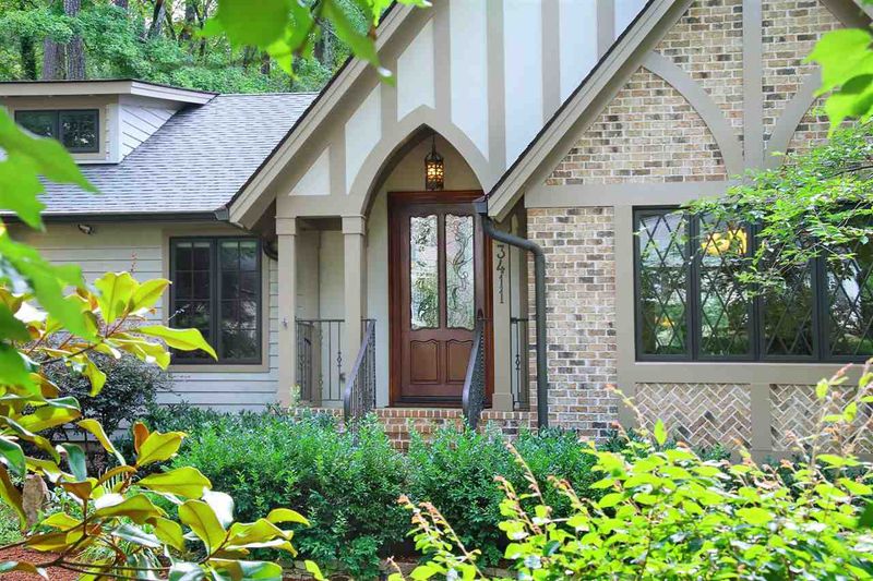 3411 Dover Rd, Durham, NC 27707