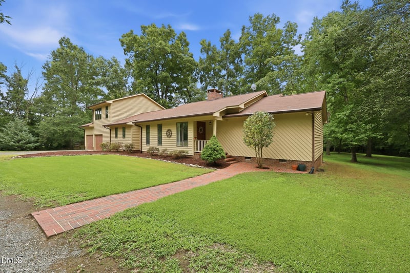 3411 Jones Dr, Mebane, NC 27302