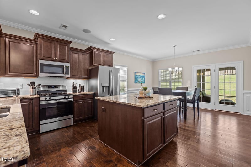 3412 Beaver Ln, Raleigh, NC 27604