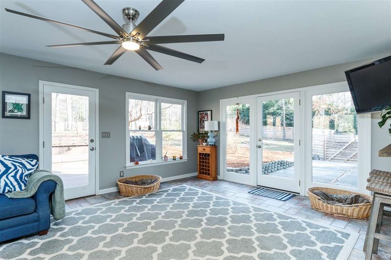 3412 First Pl, Raleigh, NC 27613