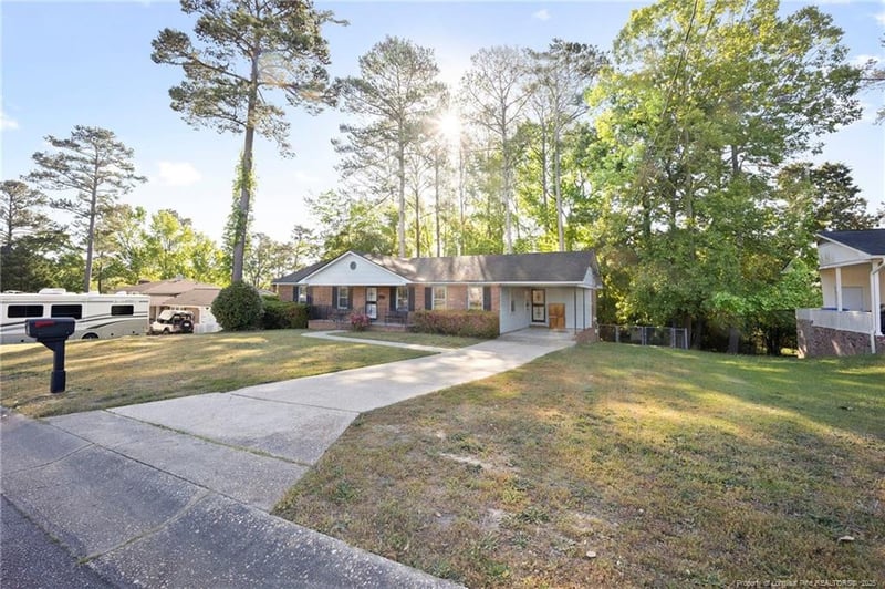 3412 Florida Dr, Fayetteville, NC 28311